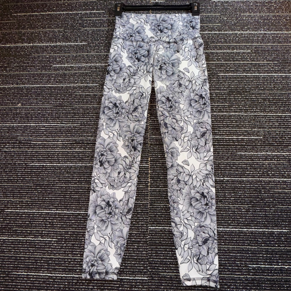 Balance Collection High Waisted Leggings Women S Black White Sketch